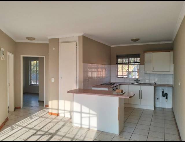 2 BEDROOM PROPERTY TO RENT IN FARRARMERE